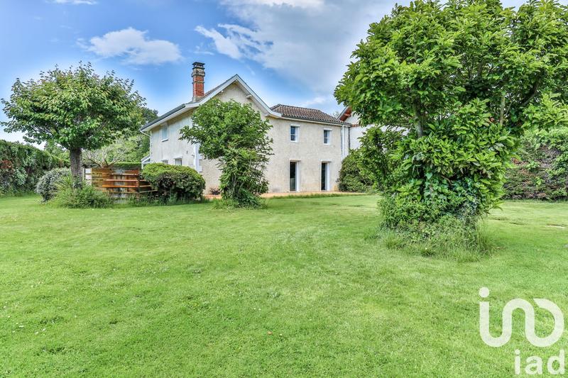 Maison - 189 m² - 5 pièces