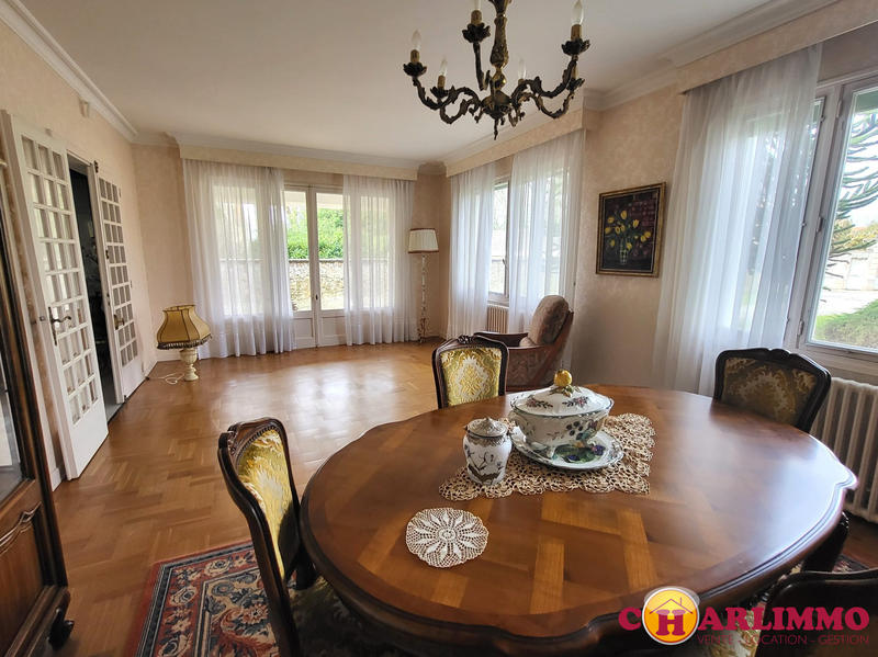 Maison traditionnelle - 128 m² - 4 pièces