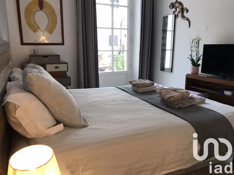 Maison - 713 m² - 16 pièces