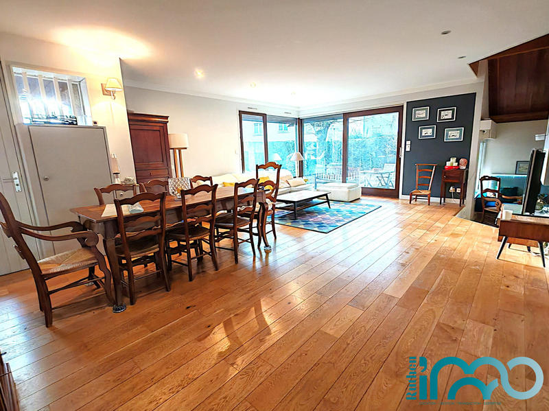 Maison ancienne - 250 m² - 8 pièces