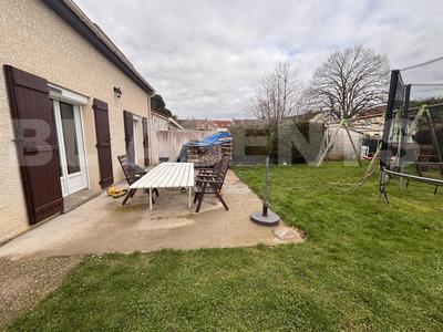 Maison - 109 m² - 6 pièces