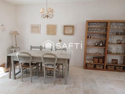 Maison - 144 m² - 9 pièces