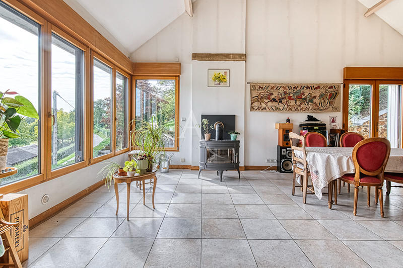 Maison - 178 m² - 6 pièces