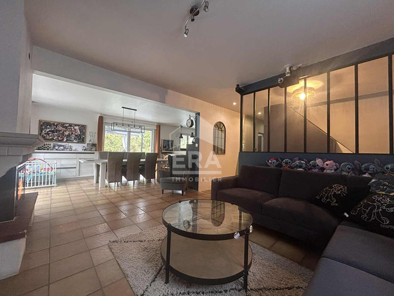 Maison - 159 m² - 10 pièces