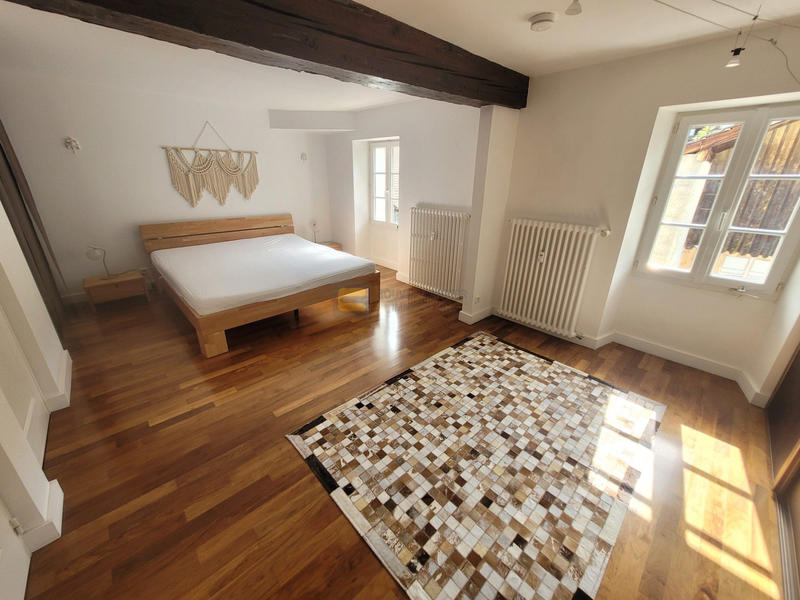 Appartement - 84 m² - 3 pièces