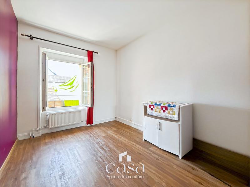 Maison - 87 m² - 5 pièces