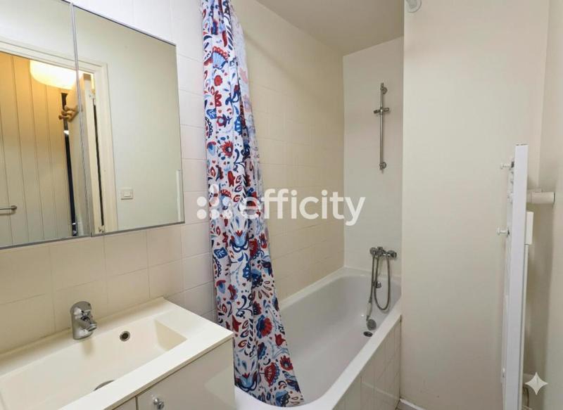 Appartement - 66 m² - 2 pièces