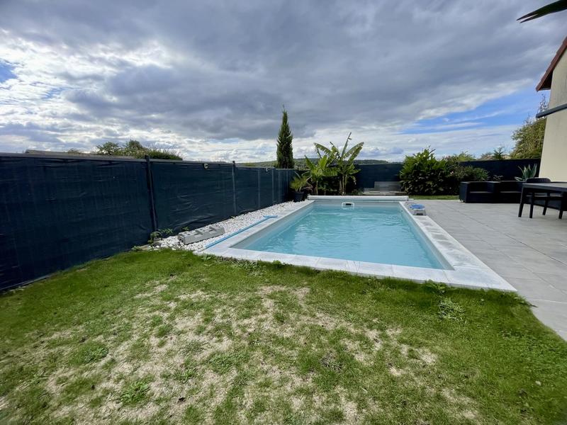 Maison traditionnelle - 96 m² - 4 pièces