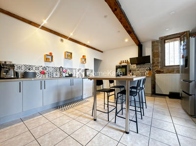 Maison - 160 m² - 6 pièces