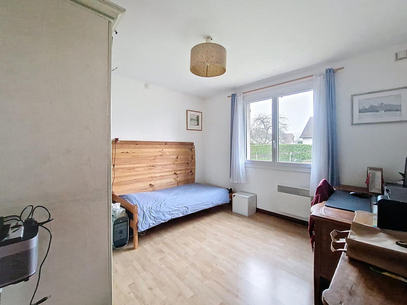 Maison - 210 m² - 10 pièces