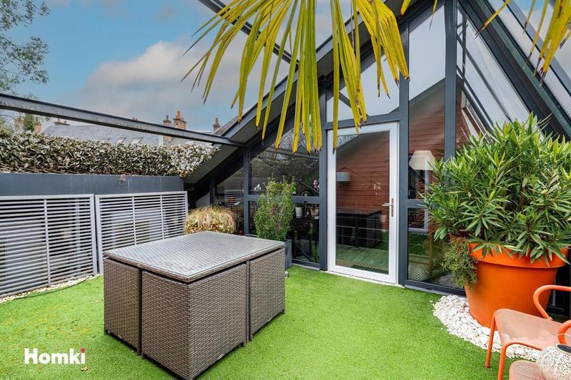 Maison - 180 m² - 6 pièces