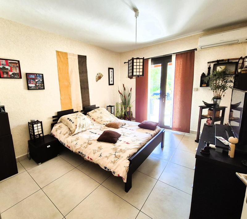 Maison traditionnelle - 313 m² - 11 pièces