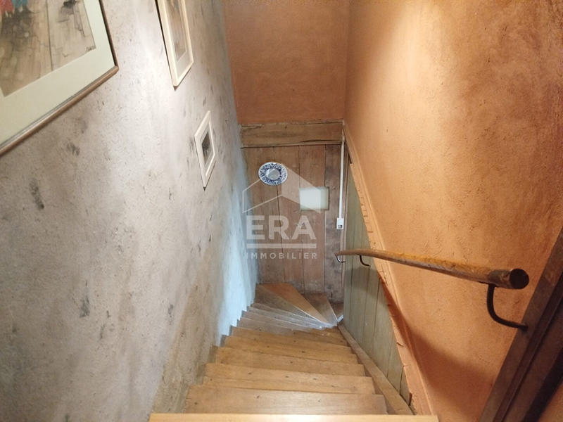 Maison - 301 m² - 15 pièces