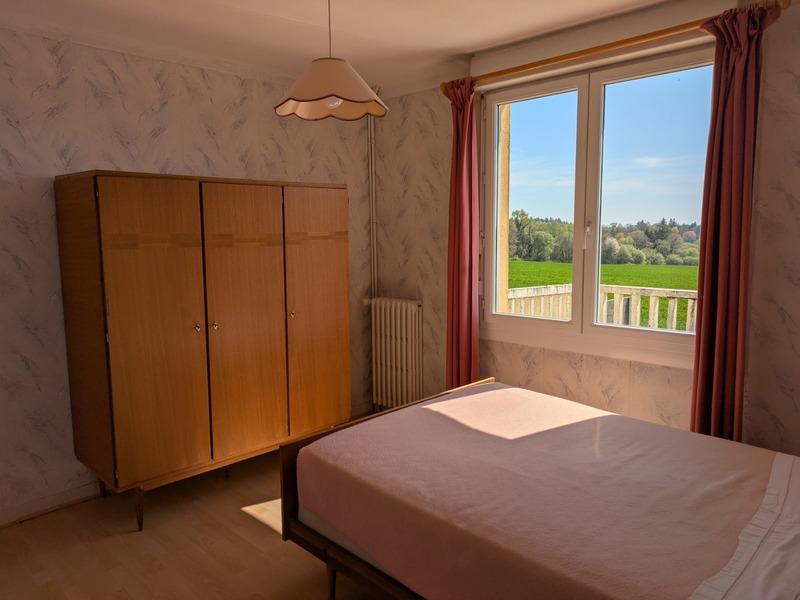 Maison - 140 m² - 9 pièces