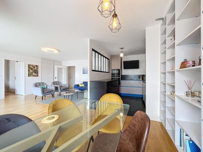 Appartement - 100 m² - 4 pièces