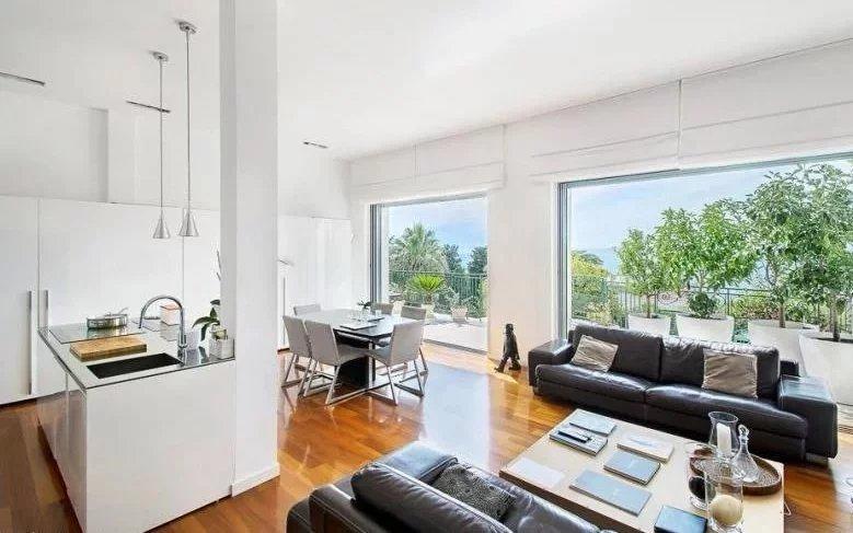 Appartement - 143 m² - 4 pièces