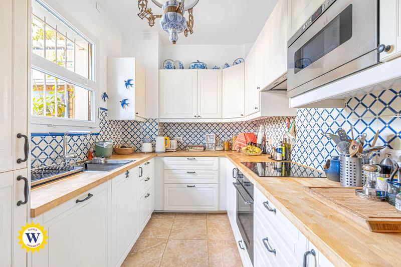 Appartement - 85 m² - 3 pièces