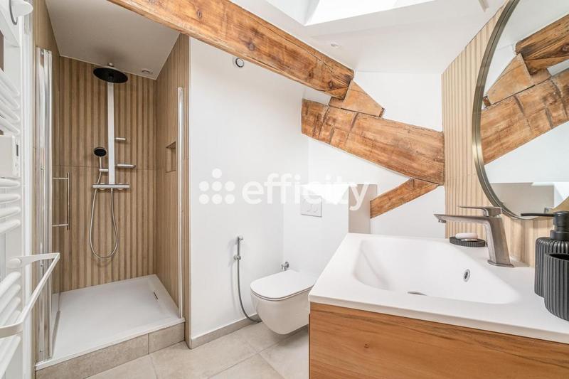 Maison - 157 m² - 5 pièces