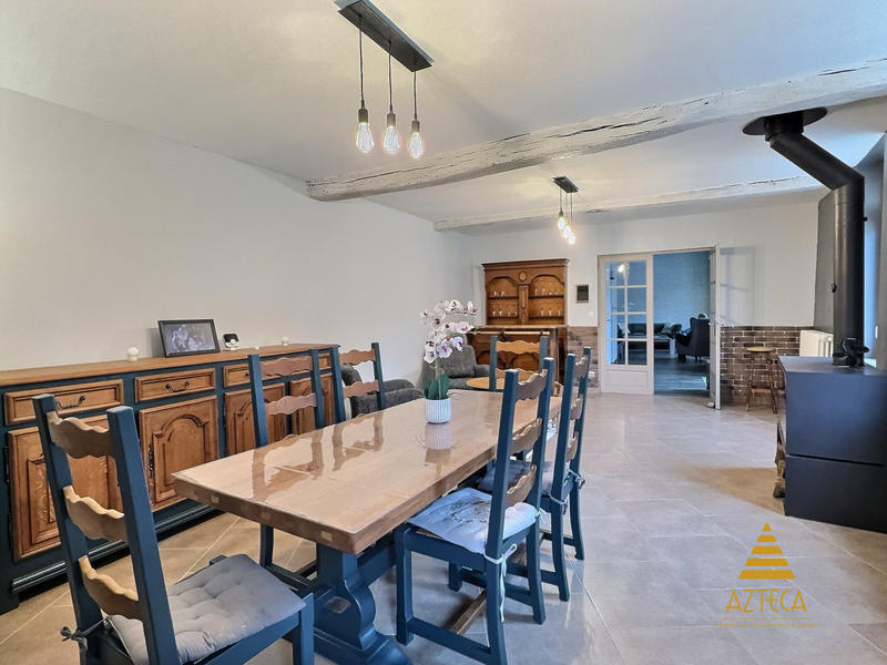 Maison - 176 m² - 8 pièces