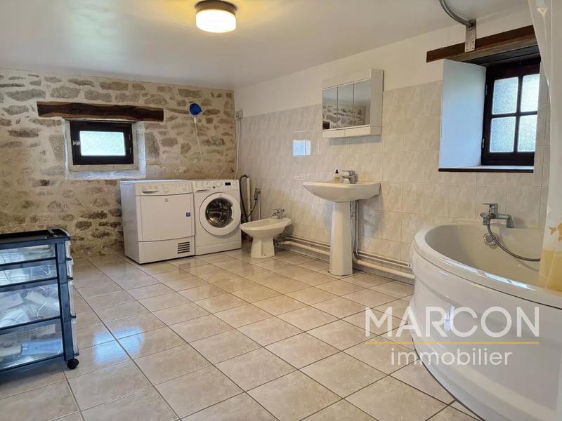 Maison - 197 m² - 7 pièces