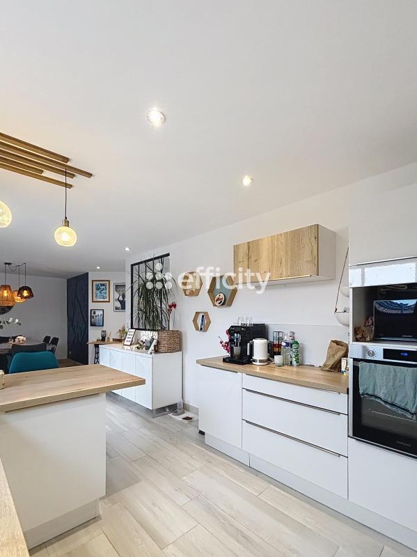 Pavillon - 102 m² - 4 pièces