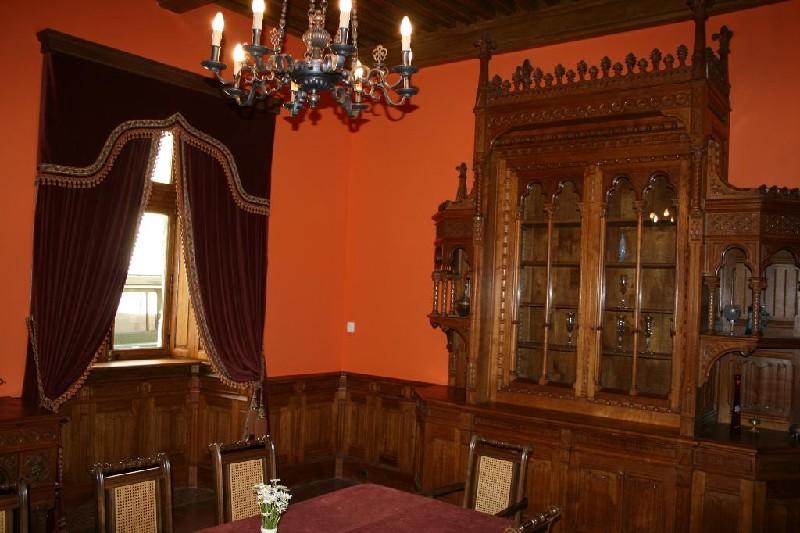 Manoir - 2 400 m² - 50 pièces