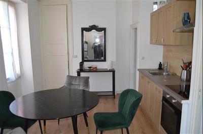 Maison - 97 m² - 6 pièces