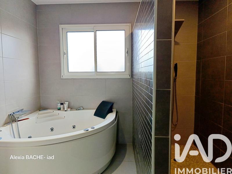 Maison - 120 m² - 4 pièces