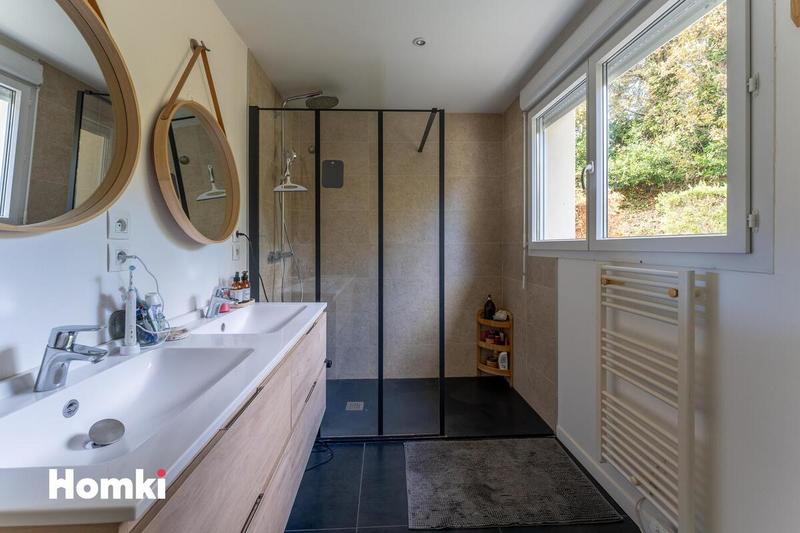 Maison - 125 m² - 5 pièces