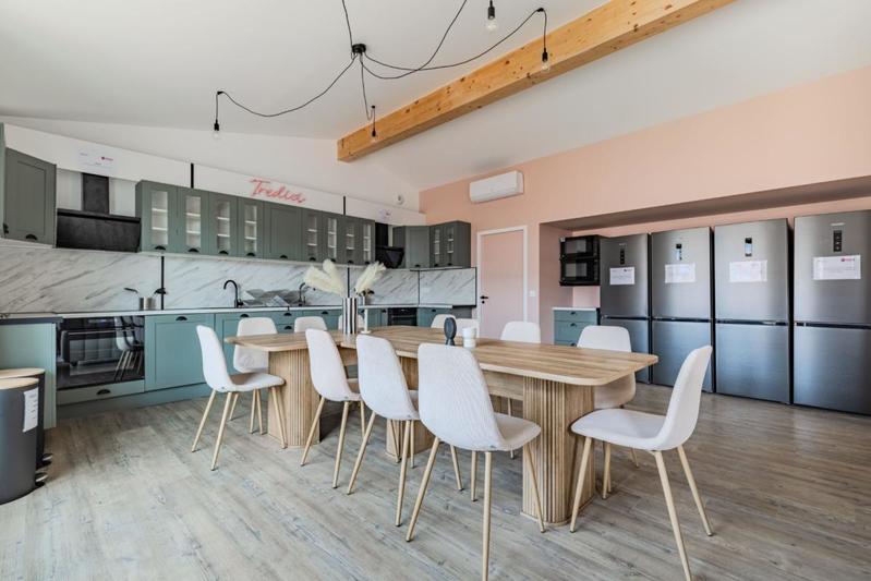 Chambre - 14 m² - 1 pièce