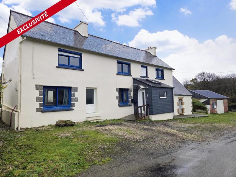 Maison traditionnelle - 207 m² - 8 pièces