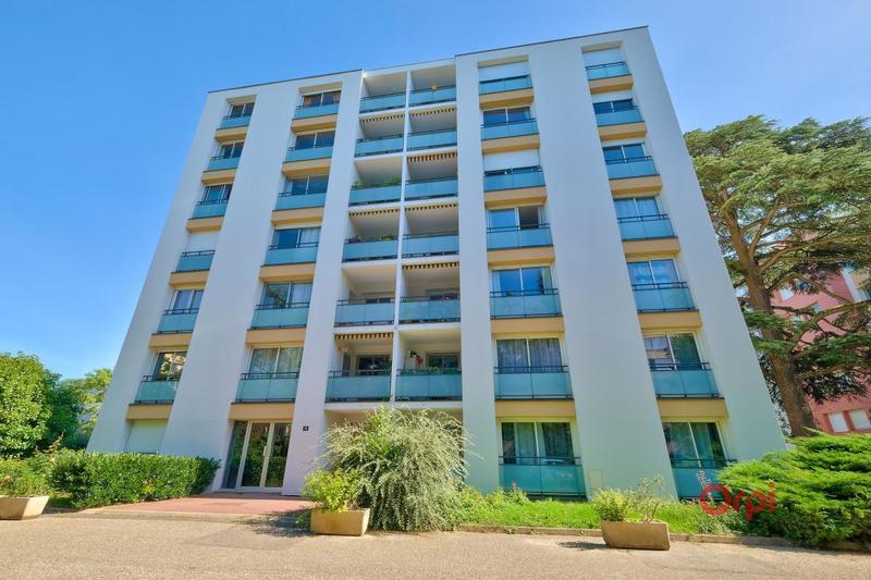 Appartement - 93 m² - 4 pièces