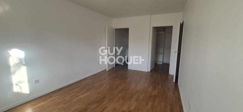 Appartement - 100 m² - 4 pièces