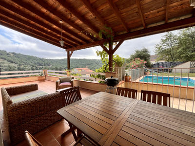 Maison - 147 m² - 6 pièces