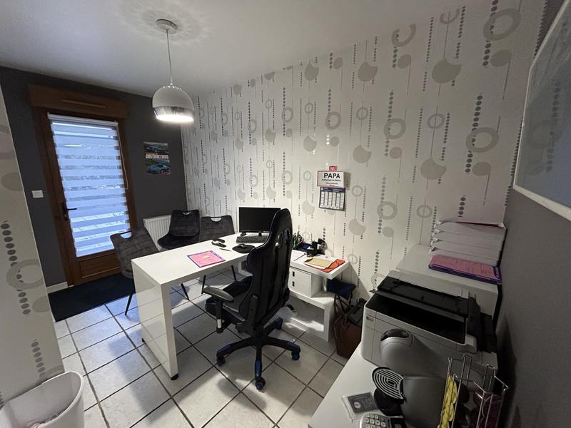 Maison - 180 m² - 7 pièces