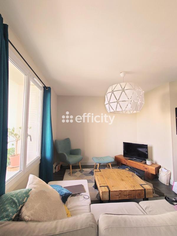 Appartement - 81 m² - 4 pièces