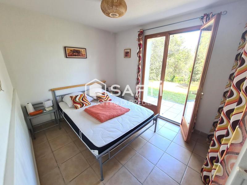 Maison - 225 m² - 8 pièces