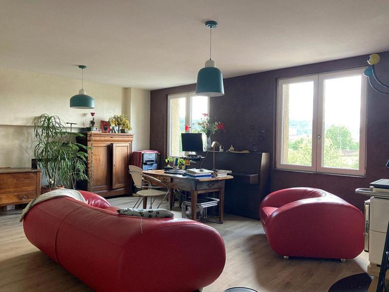 Appartement - 83 m² - 4 pièces