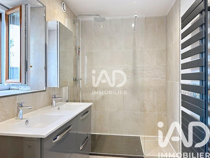 Maison - 122 m² - 5 pièces