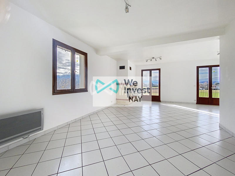 Maison traditionnelle - 145 m² - 5 pièces