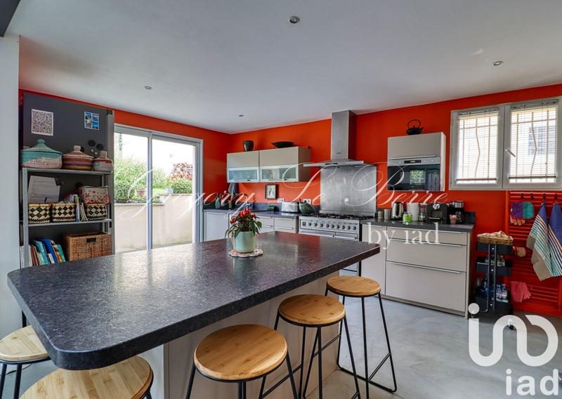 Maison - 171 m² - 7 pièces