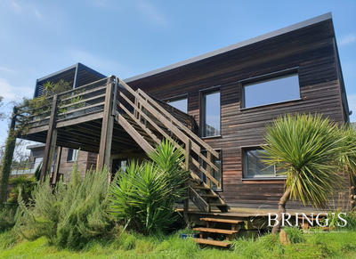 Maison contemporaine - 163 m² - 5 pièces