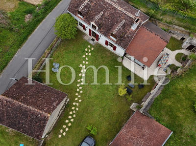 Maison - 96 m² - 5 pièces