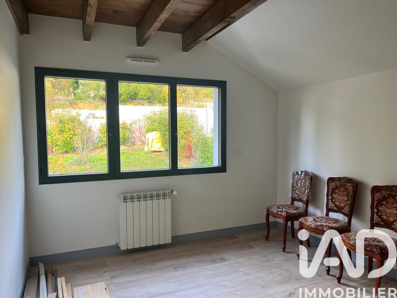 Maison - 85 m² - 5 pièces