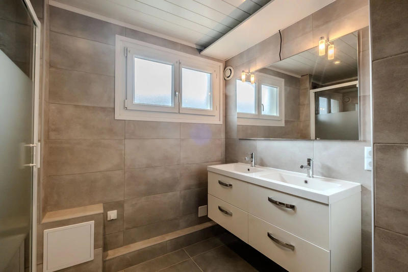 Appartement - 84 m² - 4 pièces