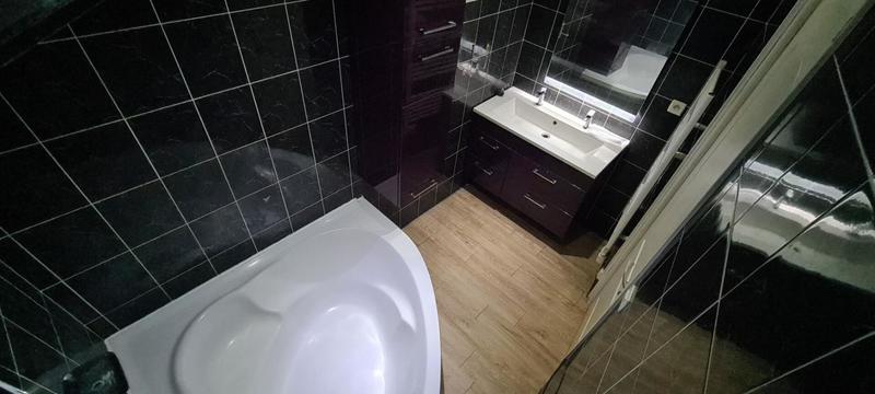 Appartement - 100 m² - 4 pièces