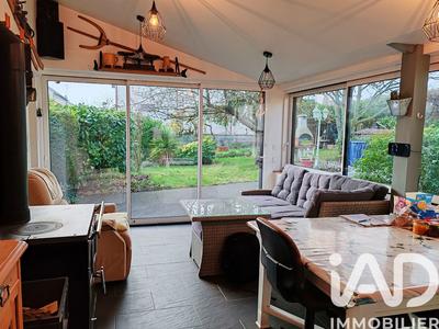 Maison - 176 m² - 7 pièces