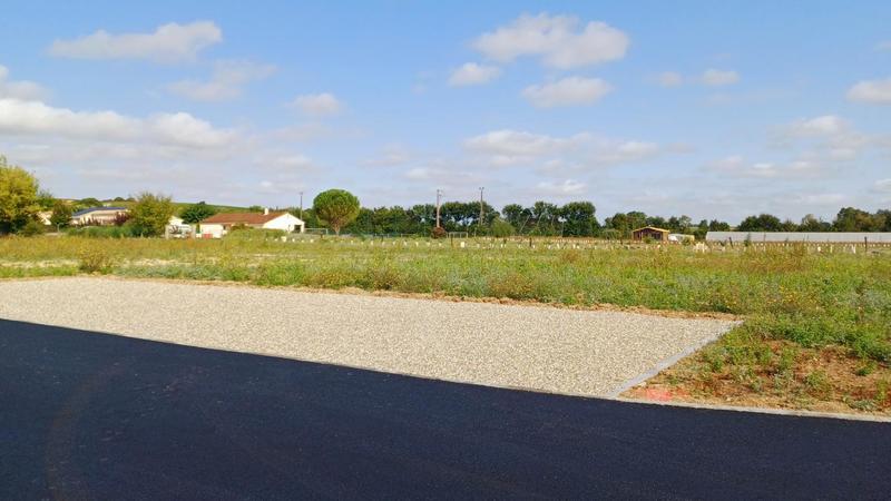Terrain constructible - 601 m²