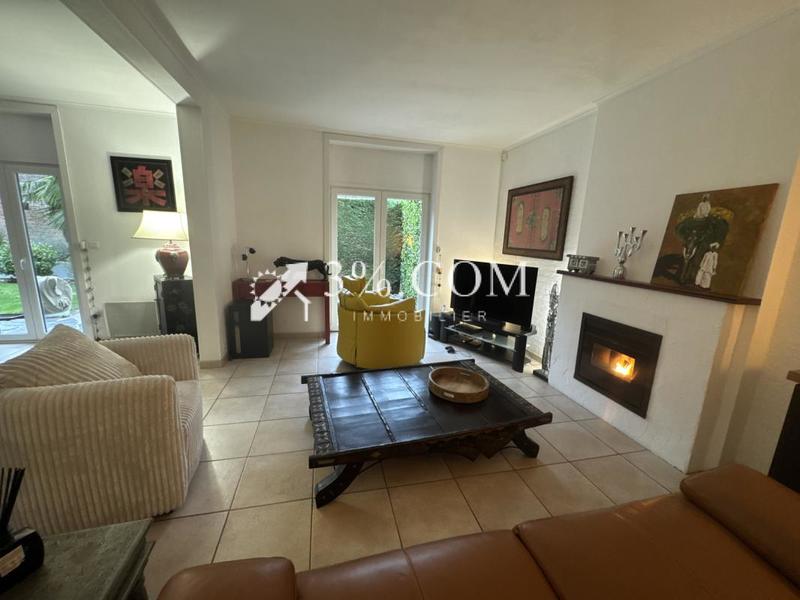 Maison de village - 138 m² - 6 pièces