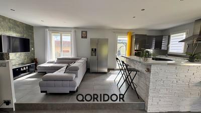 Maison - 103 m² - 5 pièces